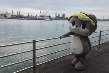 写真:しんじょう君と考えるファンの作り方。ゆるキャラに中の人はいる?