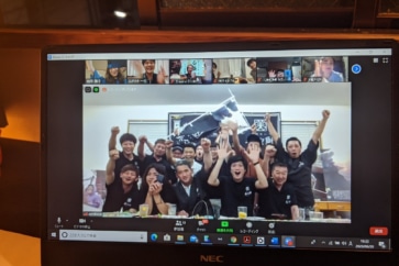 写真：オンラインで魚をさばいて漁師と宴会。宮崎のアジを楽しむ会が盛況