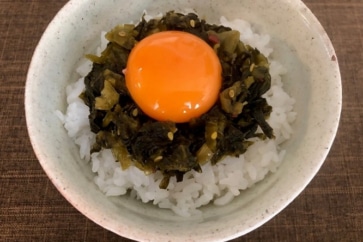 写真:卵かけご飯やチャーハンに。長崎県の刻み高菜がおいしくて便利すぎる