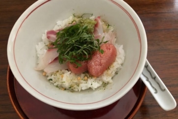 写真:三重のアンテナショップで見つけた、優れもの料亭風だし茶漬け