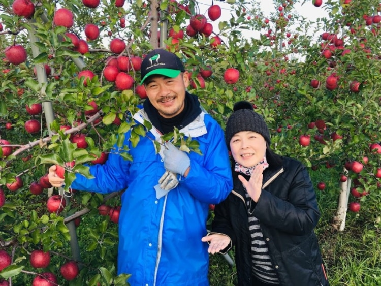 リンゴ農家と笠原さん