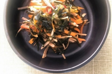 写真:5分でシャキシャキ。岩手三陸の名産「すき昆布」で簡単おかず3品