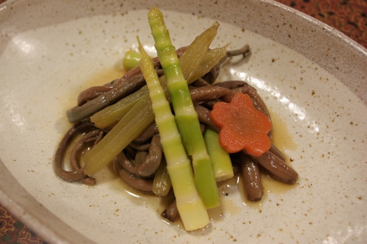 若竹とフキとゼンマイの煮物