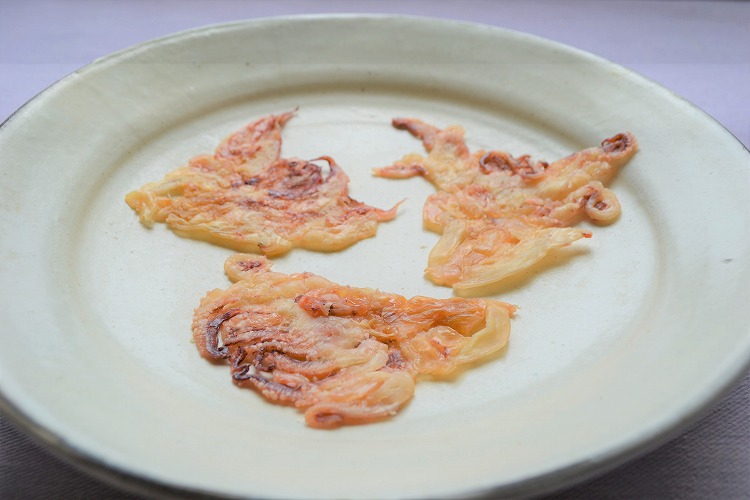 白イカゲソロール