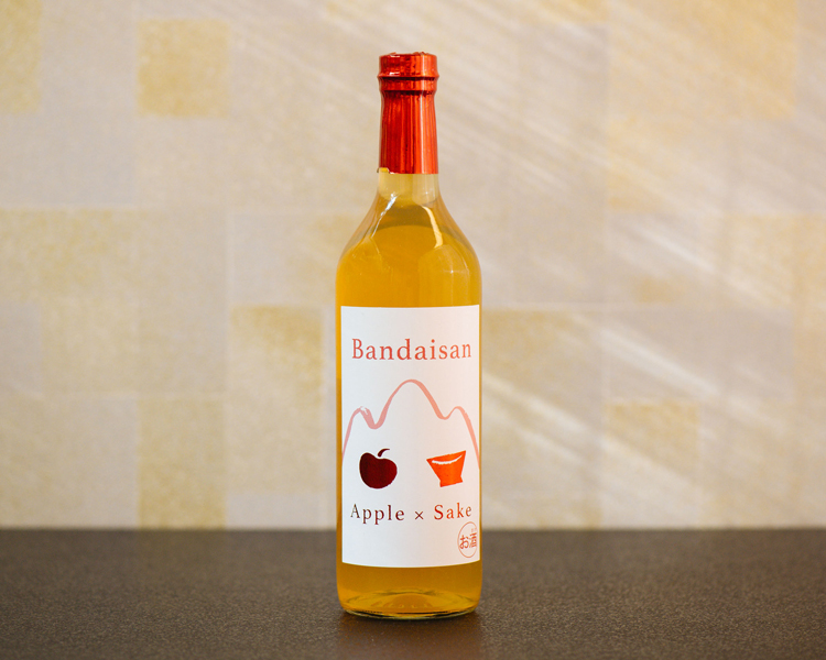 日本酒ベースのカクテルは、女性好みのテイストが大好評