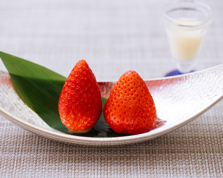 数量限定 富士湧水 夏いちご特選セット 富士夏媛＆富士よし乃