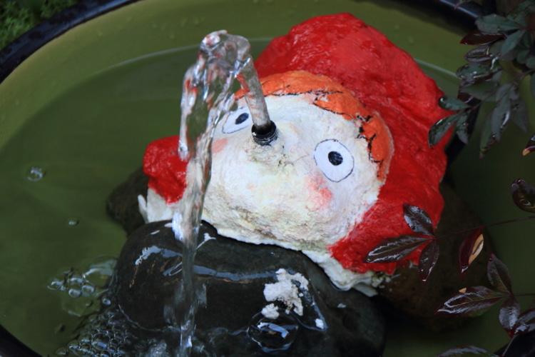 鞆の浦の「崖の上のポニョ」