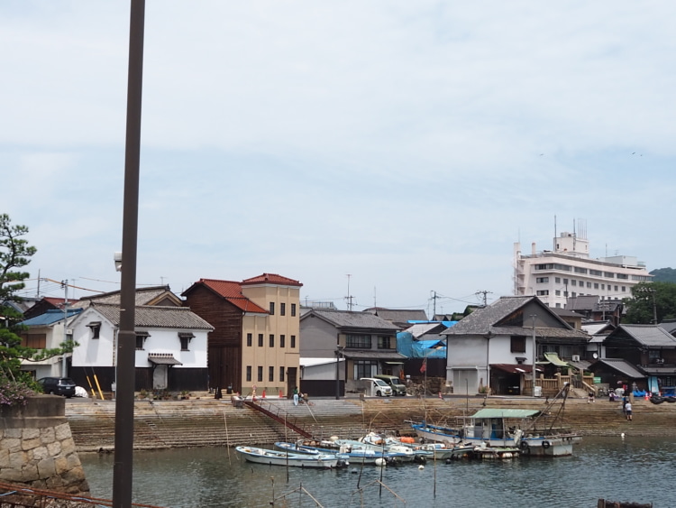 広島県福山市の港町、鞆の浦(とものうら)