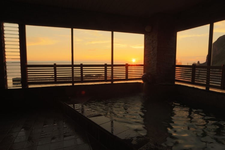 秘湯からの夕日