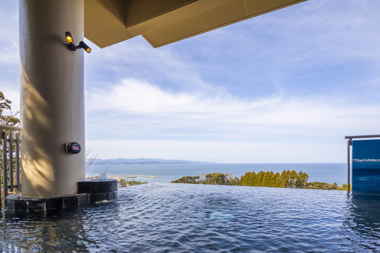 磯はなびの露天風呂