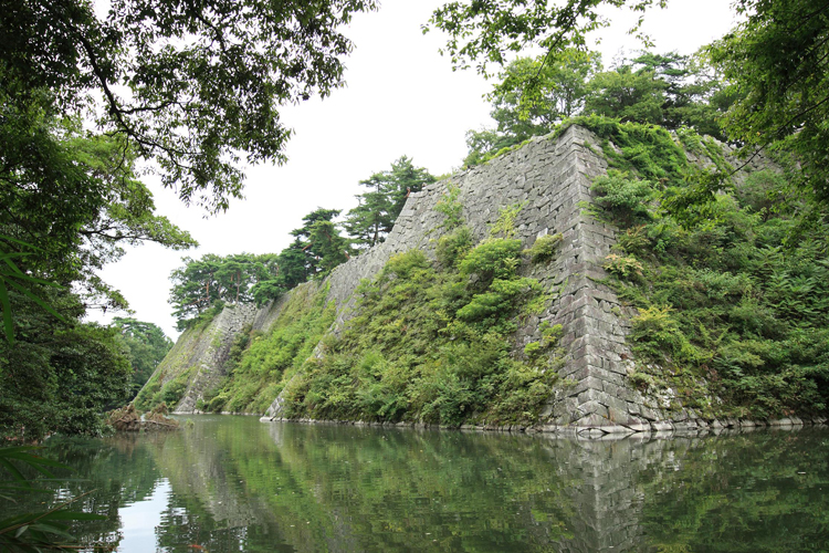 伊賀上野城の石垣