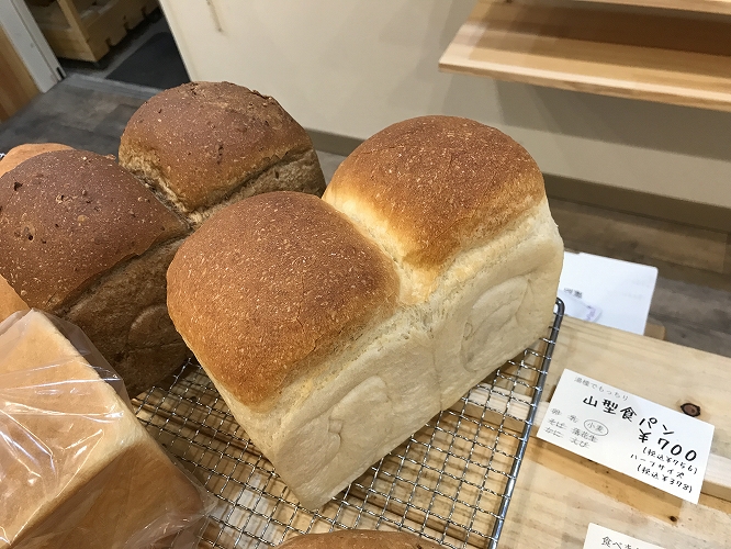 山形食パン2