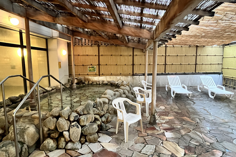 早朝から極楽気分。青森で源泉かけ流しの銭湯を体感しよう｜カラふる 地方創生＆多文化共生マガジン