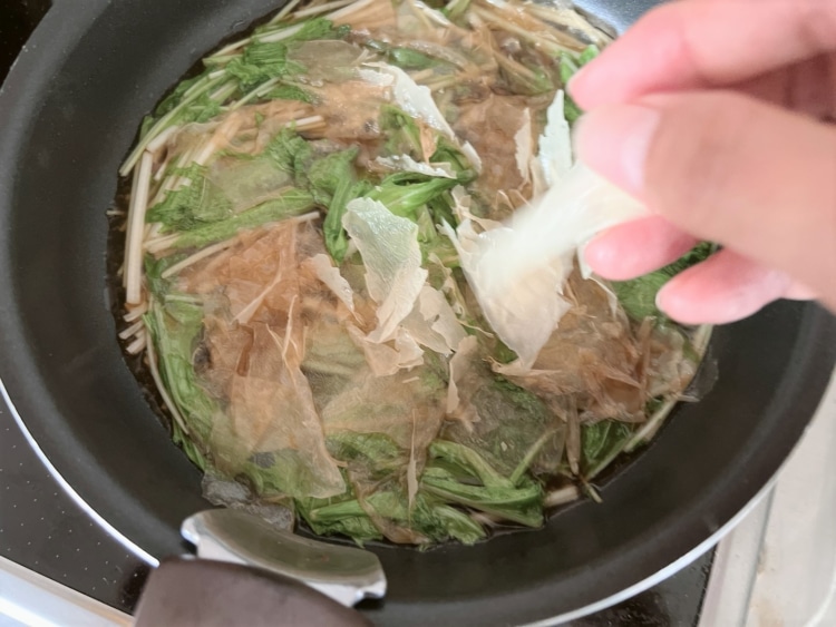 ゆばとみず菜の煮びたし