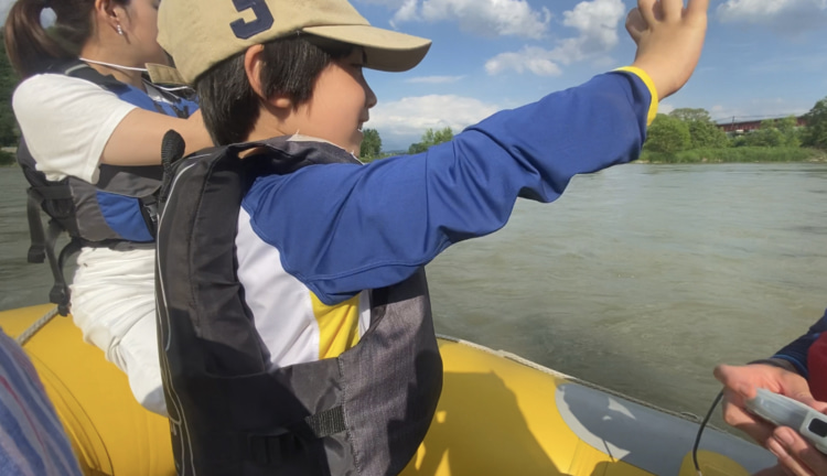 小さな子どもにも安心な川下り