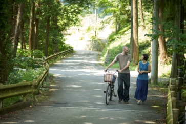 写真:都心から1時間「ほどよい田舎」東京・青梅市で「いいとこどり」移住が増加中