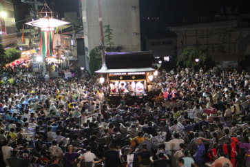 写真：30万人が参加、徹夜で踊る「郡上おどり」が4年ぶりに開催