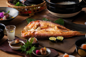 写真：海辺の絶景宿で、小浜の食と文化を楽しむ夏の旅