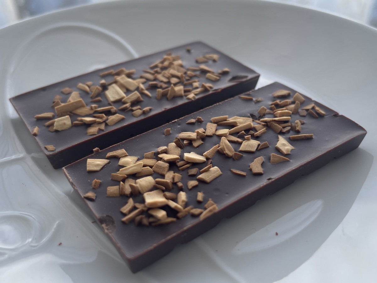 氷見うどんチョコレートの裏側