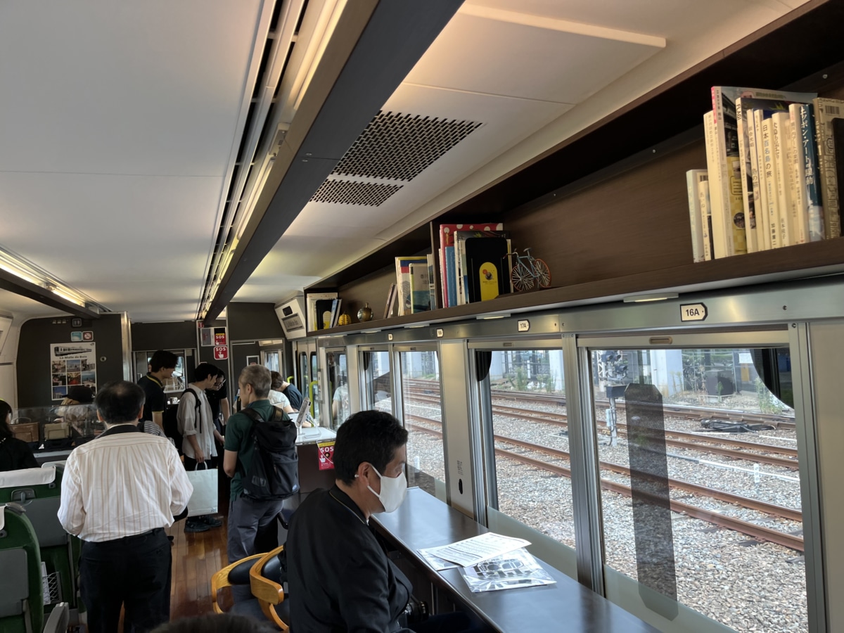 ゆったりとした車内