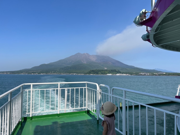 船から眺めた桜島