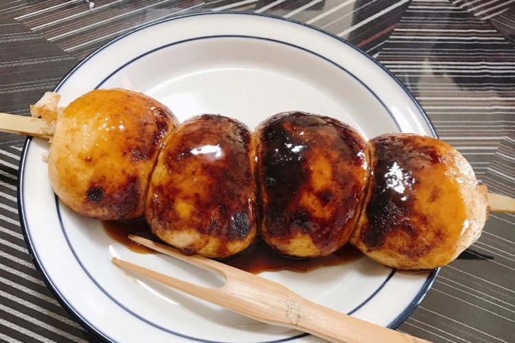 香ばしく焼いた焼きまんじゅう