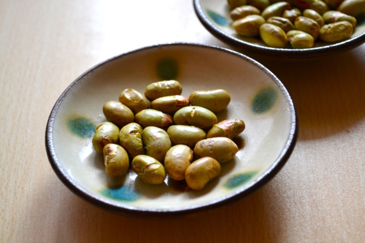 「すぐ食べれる煎り豆　秘伝」（396円）