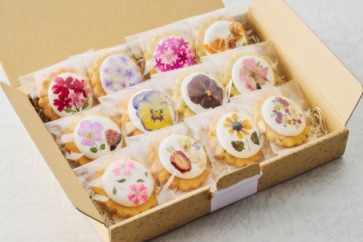 写真:南房総市のエディブルフラワーのクッキー「花のキャンパスみたい」と大人気